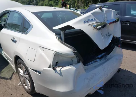 2015 Nissan Altima 2.5 Sv from USA, damaged, VIN 1N4AL3AP7FC574942